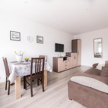 Hallera Street Apartment กดัญสก์ ภายนอก รูปภาพ